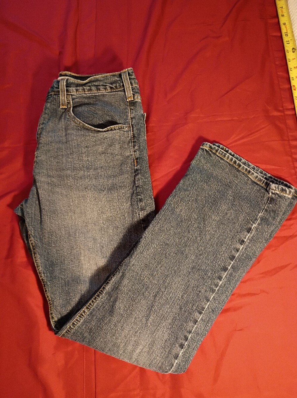 Signature by Levi Strauss Men's Medium Blue Bootcut Jeans